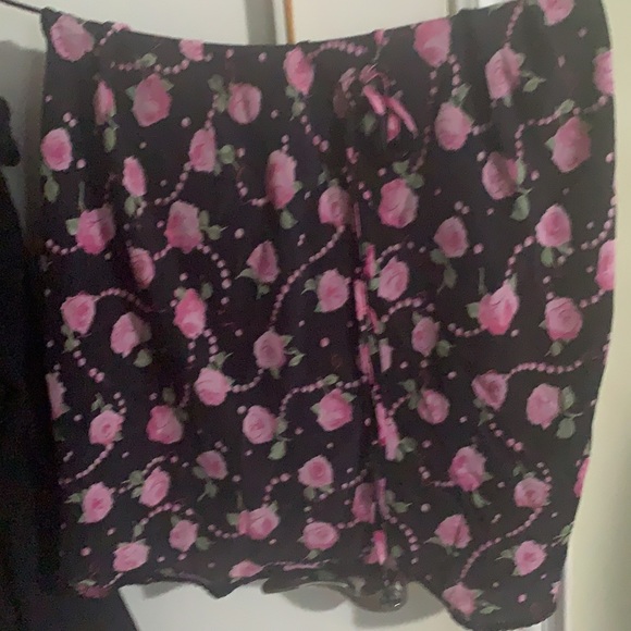 Small - Picture 2 of 2